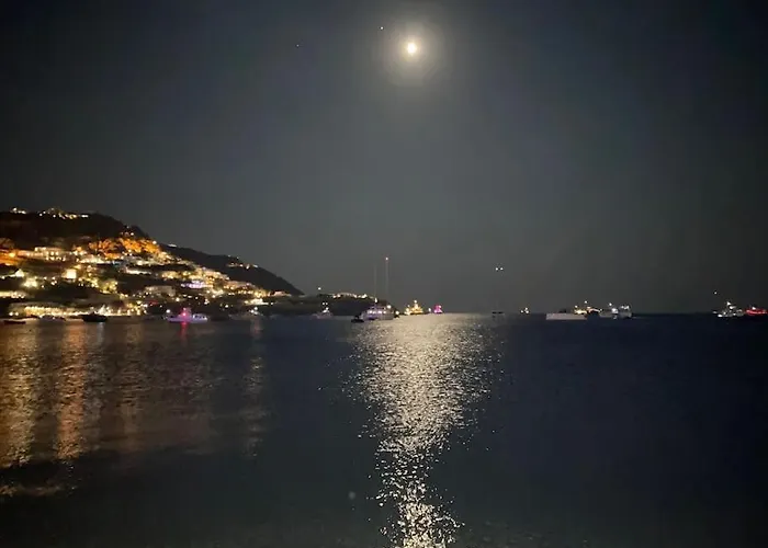 Elysia House אורנוס